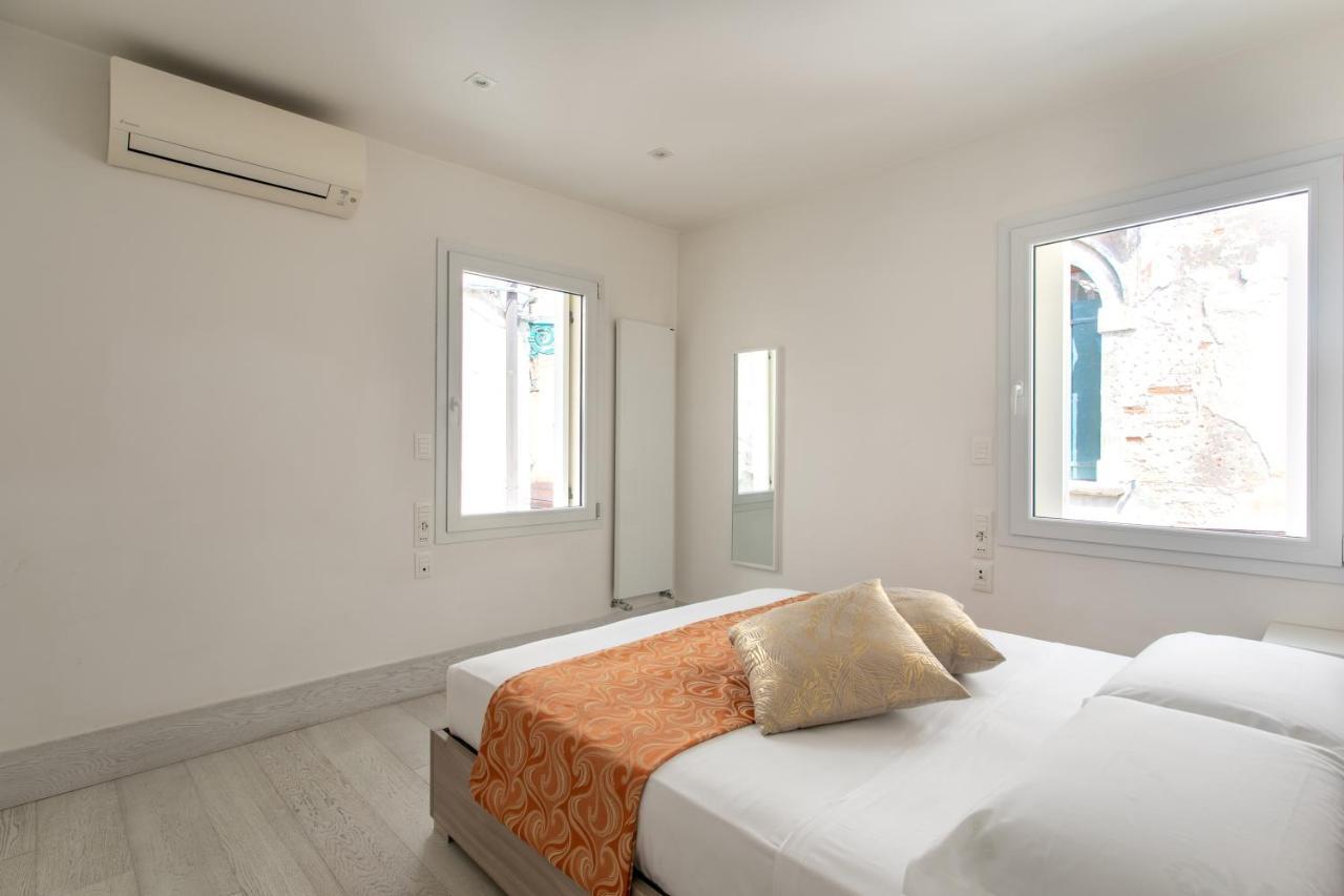 Ca' Sciarrin Apartment Near Rialto Bridge Венеція Екстер'єр фото